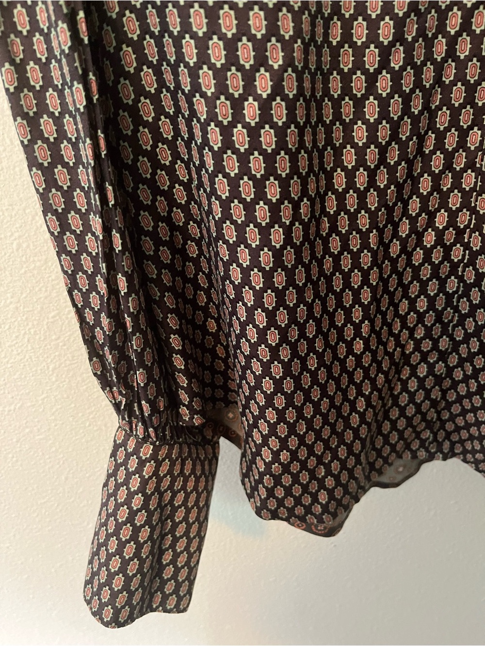 Burning Torch Black Blouse with Pink Geometric Print and Tie Neck - Picture 4 of 5